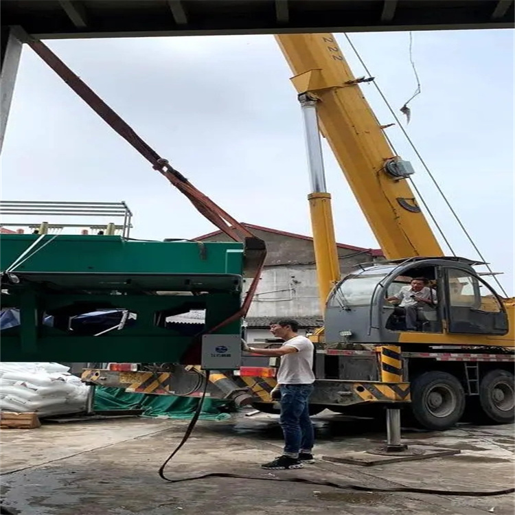 曾都注意大型吊车出租使用以及应该怎样正确维护