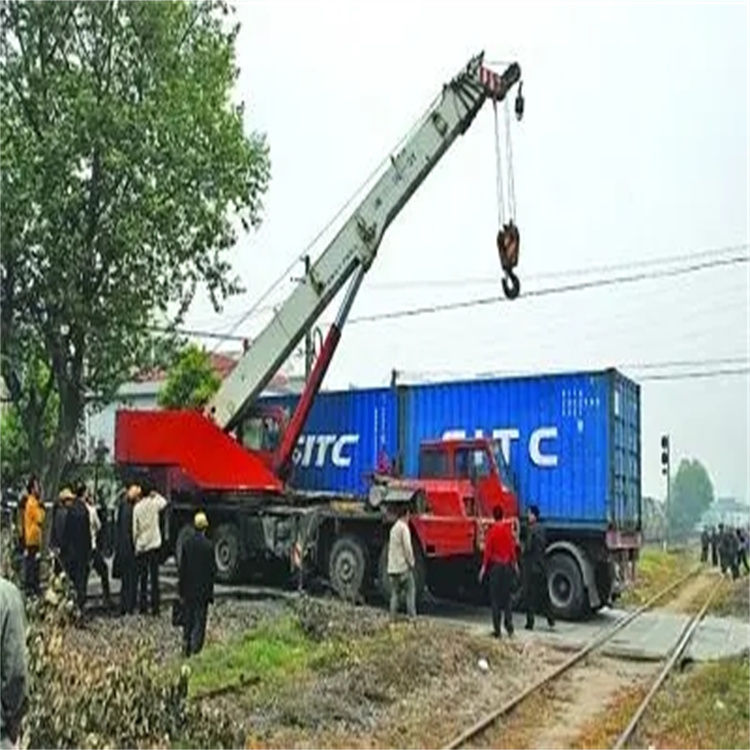 曾都如何快速找到附近的吊车救援公司