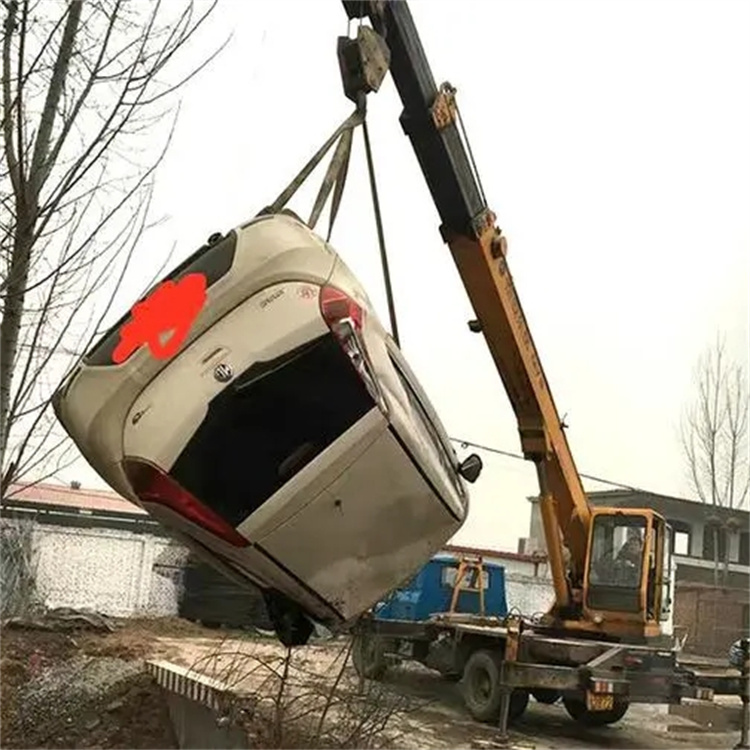 曾都随时待命，吊车24小时道路救援服务全解析